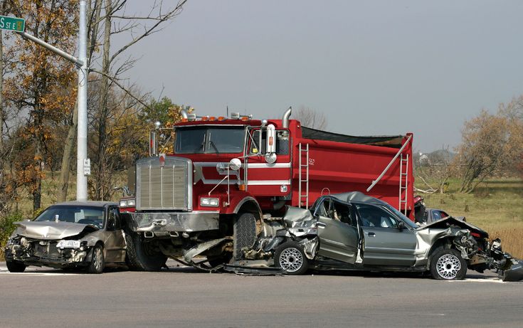 Navigating Complex Truck Accident Claims in Texas