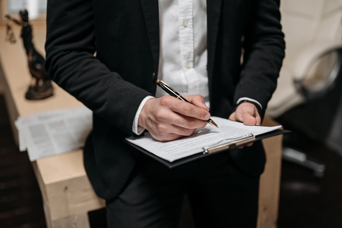 Car Accident Lawyers: How to Choose the Right Attorney