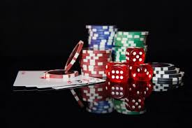 Licenses, Reviews, and Security at Online Casinos