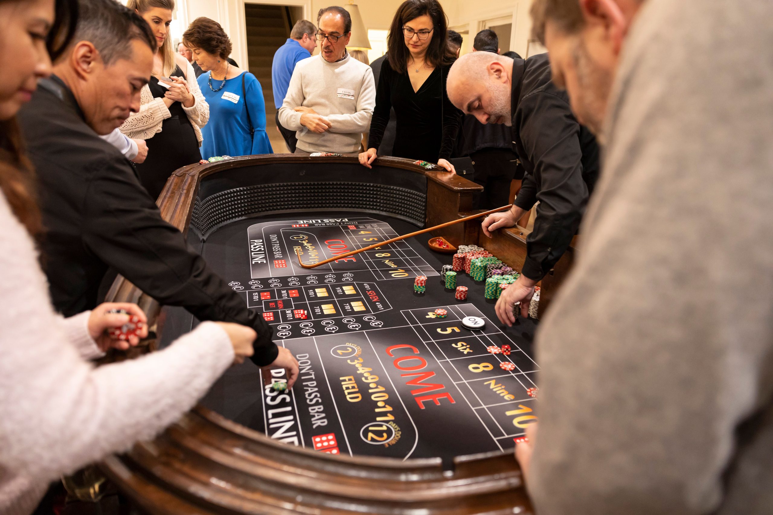 What Beginners Should Know Before Playing Craps Online